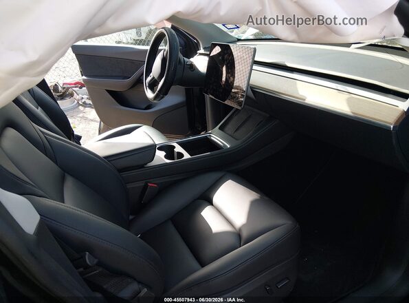7SAYGDEE9NA006057 2022 TESLA MODEL Y Gray Widok wnętrza z przodu