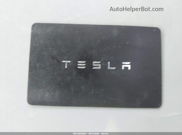7SAYGDEE9PA032855 2023 TESLA MODEL Y Blue Widok deski rozdzielczej