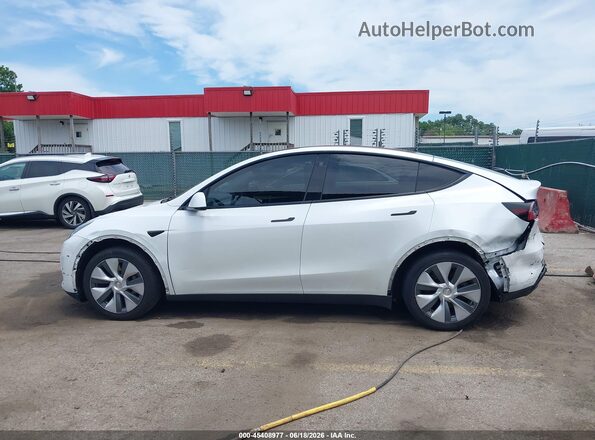 7SAYGDEE9PA037697 2023 TESLA MODEL Y White Vista interior de 360 grados
