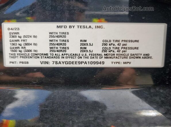 7SAYGDEE9PA109949 2023 TESLA MODEL Черный Вид подкапотного пространства