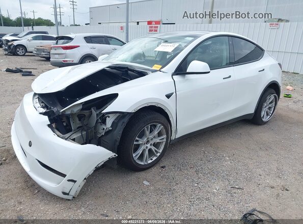 7SAYGDEE9PA127514 2023 TESLA MODEL Y White Передня ліва чверть