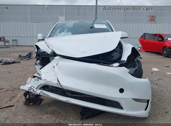 7SAYGDEE9PA127514 2023 TESLA MODEL Y White Вид щитка приладів