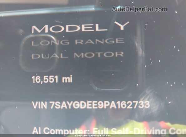 7SAYGDEE9PA162733 2023 TESLA MODEL Y Gray Вид задніх сидінь