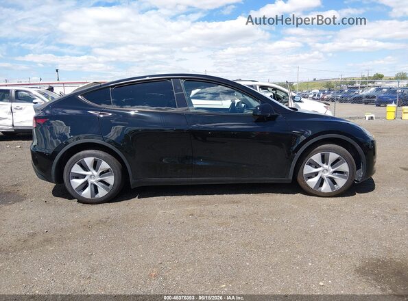 7SAYGDEE9PA189141 2023 TESLA MODEL Y Черный Вид панели приборов