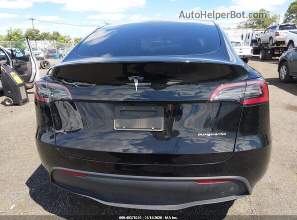 7SAYGDEE9PA189141 2023 TESLA MODEL Y Черный Панорамный вид салона 360°