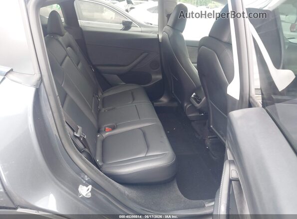 7SAYGDEE9PF710555 2023 TESLA MODEL Y Gray Widok naklejki z numerem VIN