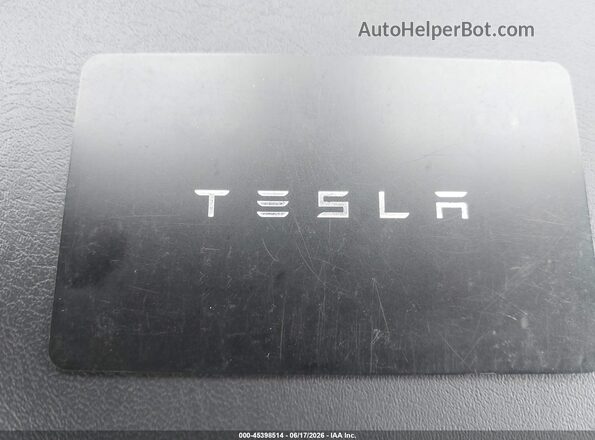 7SAYGDEE9PF710555 2023 TESLA MODEL Y Gray Widok deski rozdzielczej
