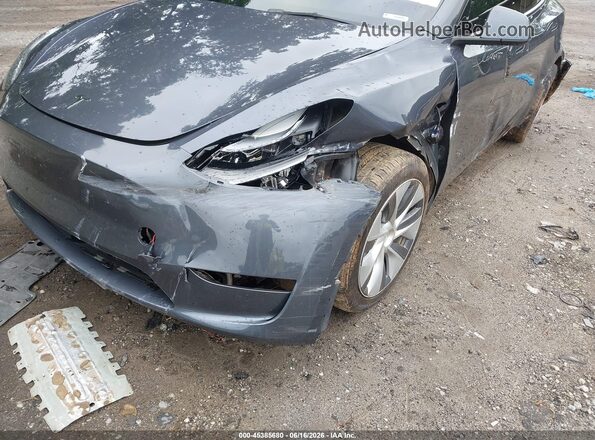 7SAYGDEE9PF795994 2023 TESLA MODEL Y Gray Вид спереду