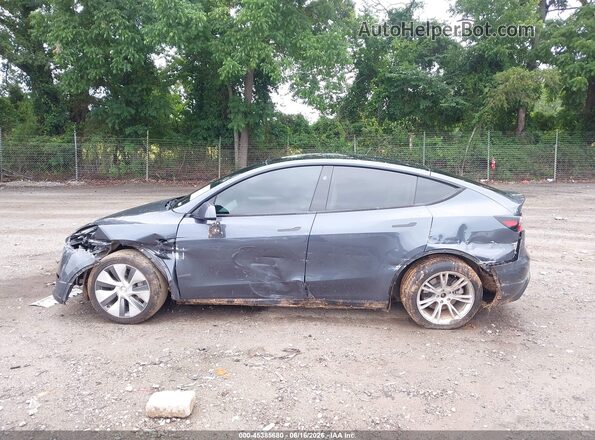 7SAYGDEE9PF795994 2023 TESLA MODEL Y Gray Вид задньої частини салону