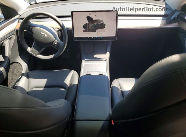 7SAYGDEE9RA231178 2024 TESLA MODEL Серый Вид панели приборов