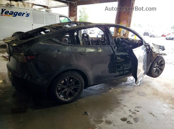 7SAYGDEE9RA318787 2024 TESLA MODEL Пожар Задняя правая четверть