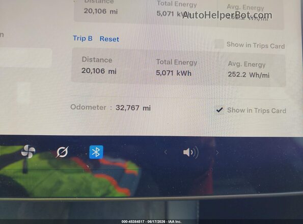 7SAYGDEE9RA325612 2024 TESLA MODEL Y Красный Вид задних сидений