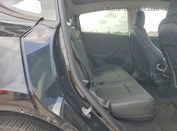 7SAYGDEE9SA369468 2025 TESLA MODEL Black 