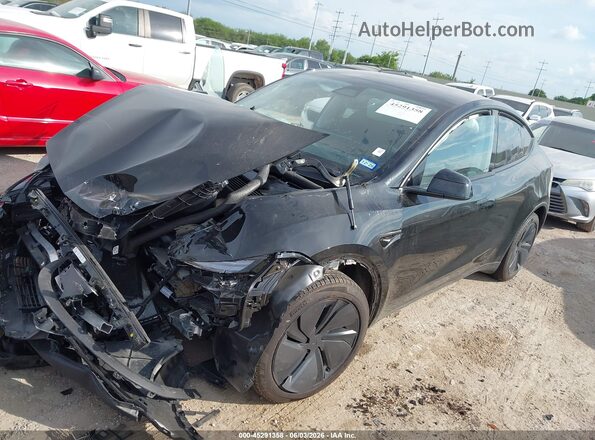 7SAYGDEE9TA623438 2026 TESLA MODEL Y Black Vista tres cuartos delantera izquierda