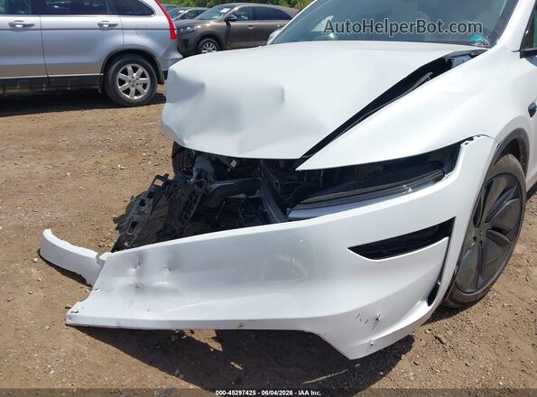 7SAYGDEE9TF358636 2026 TESLA MODEL Y White წინა ხედი