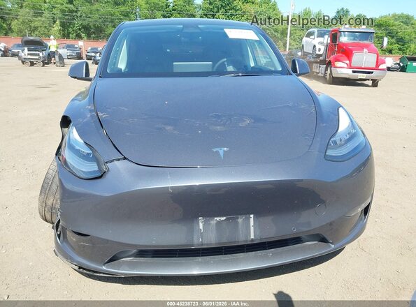 7SAYGDEEXNA009372 2022 TESLA MODEL Y Gray Instrument cluster view