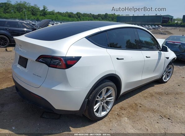 7SAYGDEEXPA083877 2023 TESLA MODEL Y White უკანა მარჯვენა
