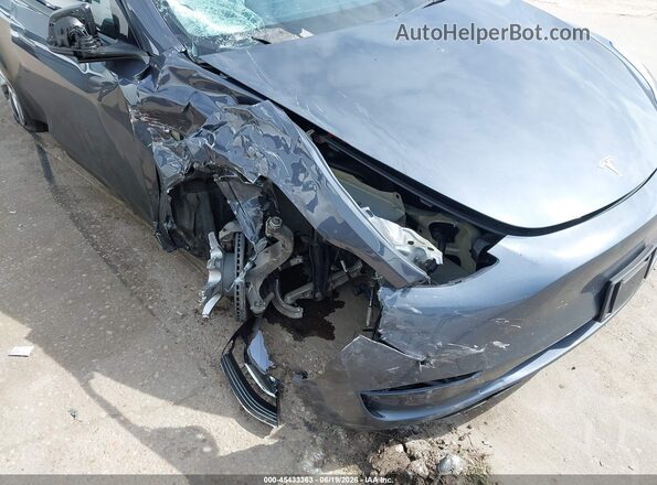 7SAYGDEEXPA098203 2023 TESLA MODEL Y Gray Вид спереду