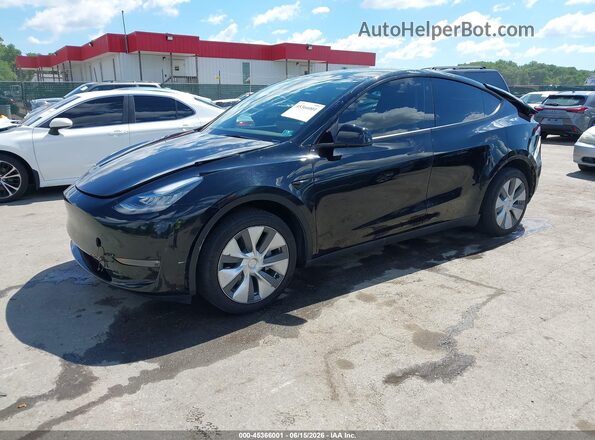 7SAYGDEEXPA109300 2023 TESLA MODEL Y Черный Передняя левая четверть