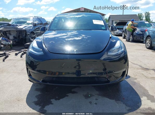 7SAYGDEEXPA109300 2023 TESLA MODEL Y Черный Вид задней части салона