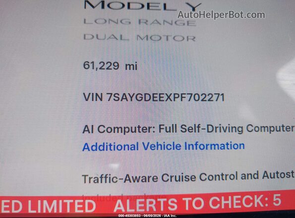 7SAYGDEEXPF702271 2023 TESLA MODEL Y Dark Blue Панорамний вид салону 360°