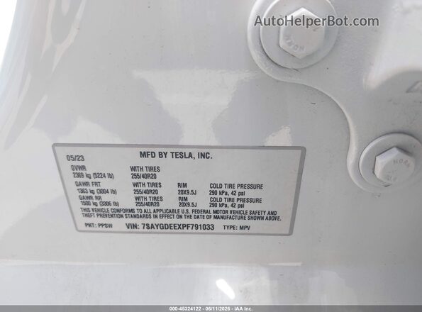 7SAYGDEEXPF791033 2023 TESLA MODEL Y Белый Вид подкапотного пространства