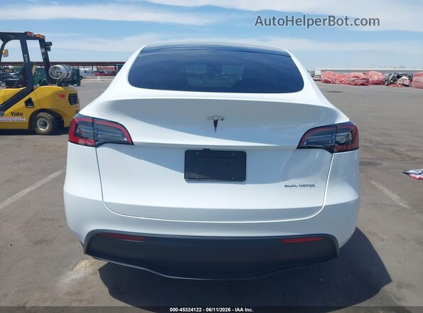 7SAYGDEEXPF791033 2023 TESLA MODEL Y Белый 