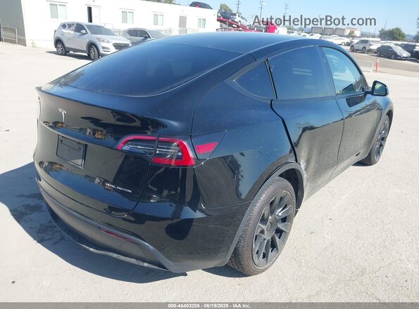 7SAYGDEEXPF855734 2023 TESLA MODEL Y Black Rear right