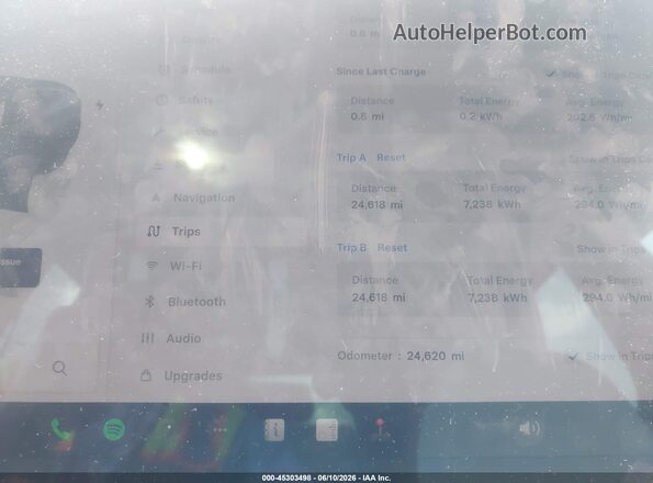 7SAYGDEEXRA231528 2024 TESLA MODEL Y Gray უკანა სავარძლების ხედი