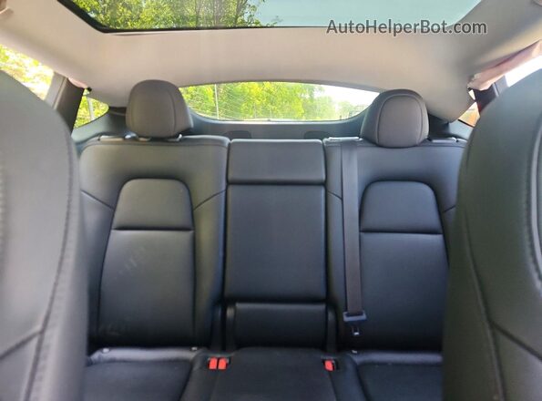 7SAYGDEEXRA274556 2024 TESLA MODEL Белый Вид задних сидений