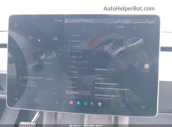 7SAYGDEEXRA308804 2024 TESLA MODEL Y Gray Widok tylnych siedzeń