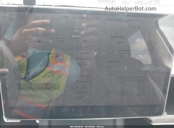 7SAYGDEEXSA353134 2025 TESLA MODEL Y Белый 