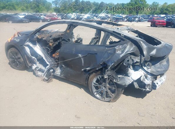 7SAYGDEEXSF306995 2025 TESLA MODEL Y Gray 