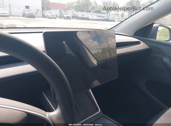 7SAYGDEEXTA405573 2026 TESLA MODEL Y Gray 