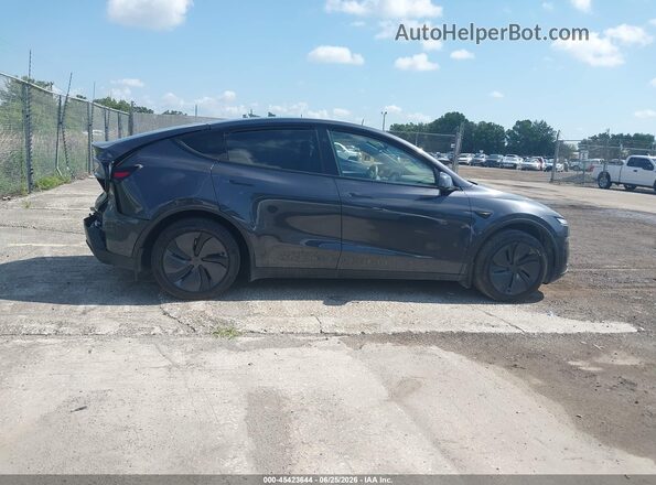 7SAYGDEEXTA405573 2026 TESLA MODEL Y Gray Սարքավորումների վահանակի տեսք