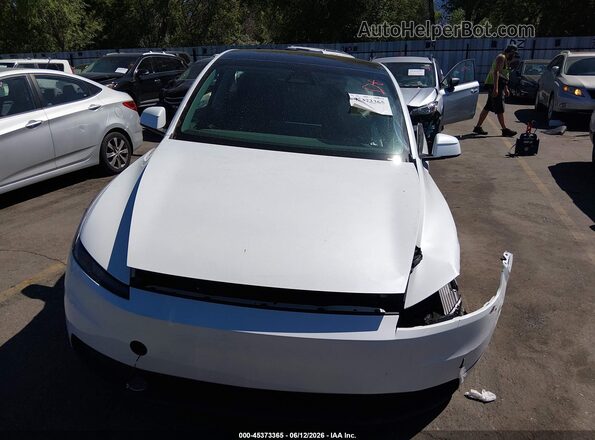 7SAYGDEEXTA662135 2026 TESLA MODEL Y White Rear view