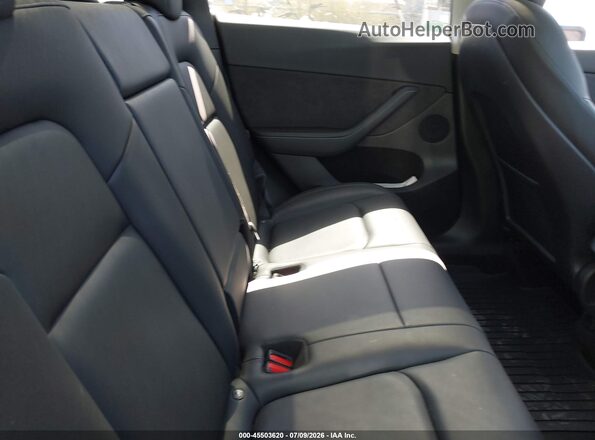 7SAYGDEF0NF555464 2022 TESLA MODEL Y White Widok naklejki z numerem VIN