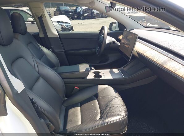 7SAYGDEF1NF468186 2022 TESLA MODEL Y White წინა სალონის ხედი