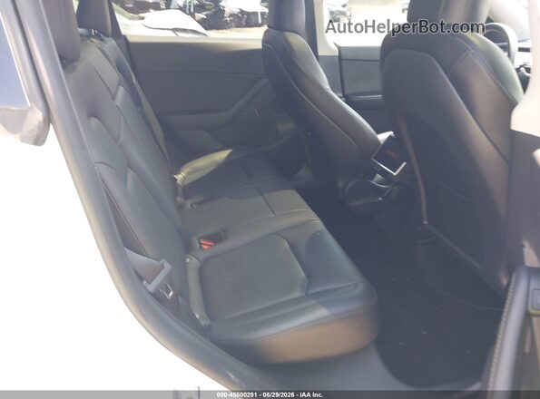 7SAYGDEF1NF468186 2022 TESLA MODEL Y White VIN კოდის სტიკერის ხედი