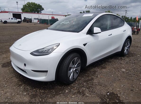 7SAYGDEF1PA049058 2023 TESLA MODEL Y White 
