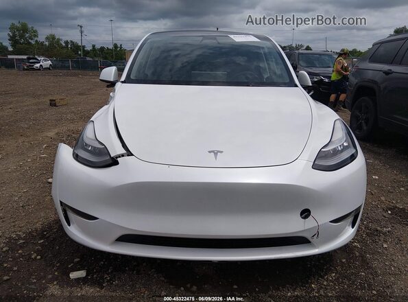 7SAYGDEF1PA049058 2023 TESLA MODEL Y White 