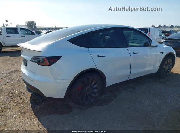 7SAYGDEF2NF346369 2022 TESLA MODEL Y White Հետևի աջ