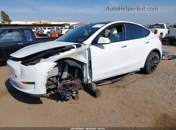 7SAYGDEF2NF346369 2022 TESLA MODEL Y White Առջևի ձախ երեք քառորդ տեսարան