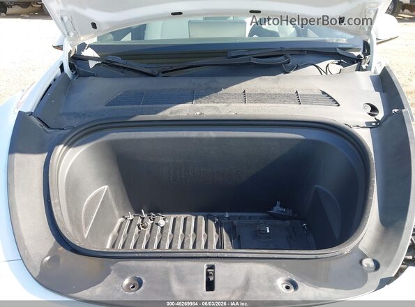 7SAYGDEF2NF346369 2022 TESLA MODEL Y White Հետևի տեսք