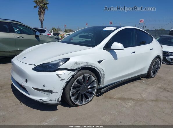 7SAYGDEF2PF791195 2023 TESLA MODEL Y White Front left