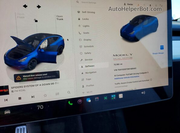 7SAYGDEF3NF489461 2022 TESLA MODEL Blue Սարքավորումների վահանակի տեսք
