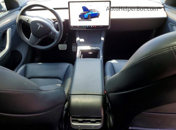 7SAYGDEF3RA268364 2024 TESLA MODEL Blue Widok deski rozdzielczej