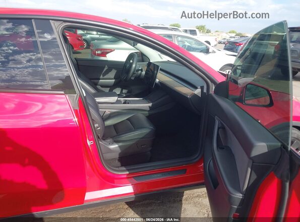 7SAYGDEF4NF513993 2022 TESLA MODEL Y Red Front interior view
