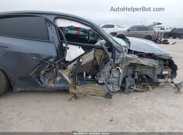 7SAYGDEF4NF540644 2022 TESLA MODEL Y Gray Vista frontal