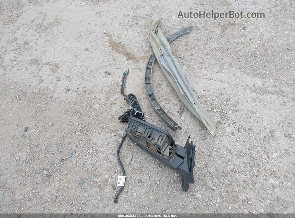 7SAYGDEF4NF540644 2022 TESLA MODEL Y Gray Vista del cuadro de instrumentos